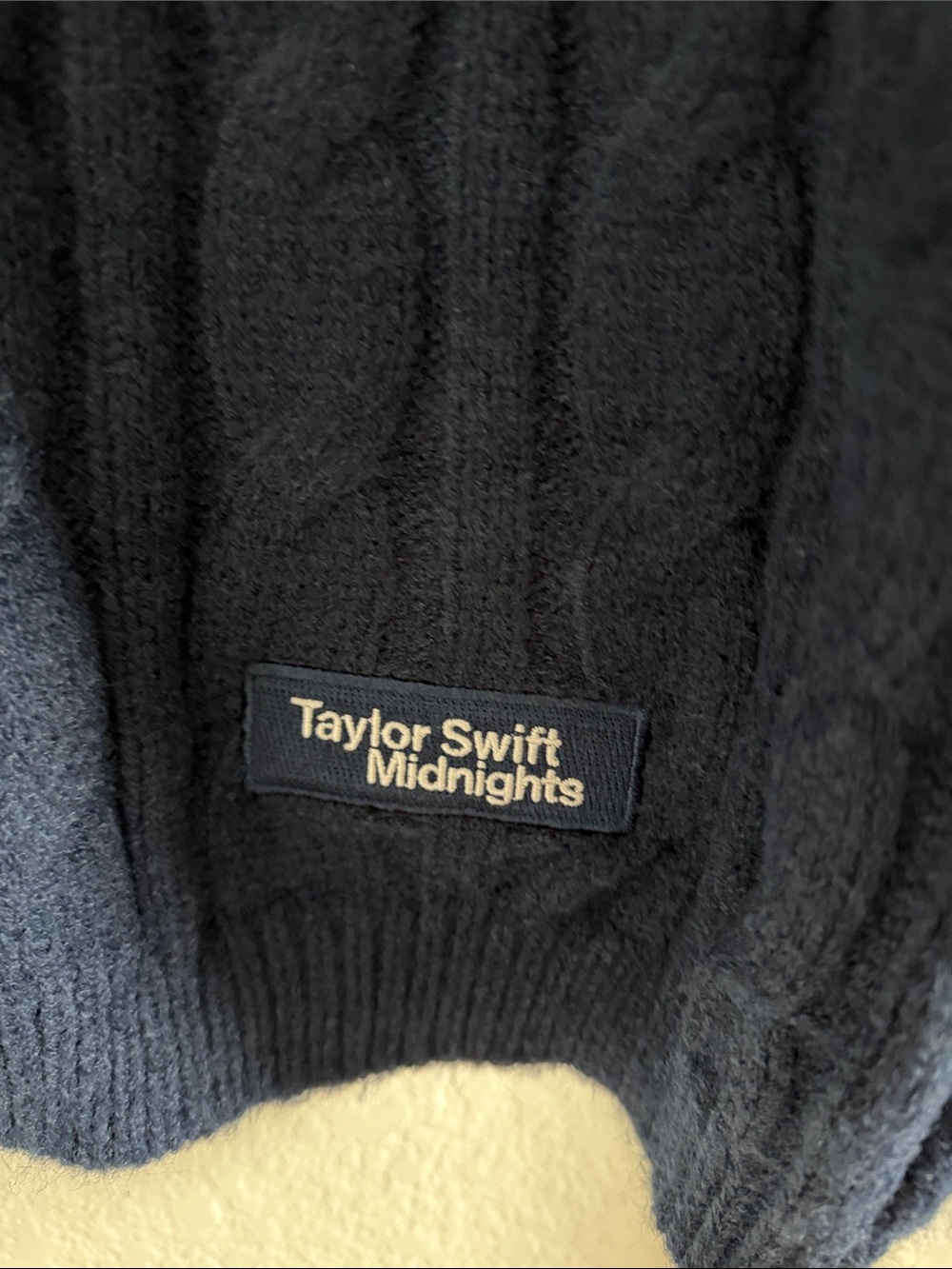 Taylor Swift Cardigan Midnights Album Navy Blue Stars Cozy Sweater. Size MD/LG - Picture 7 of 8